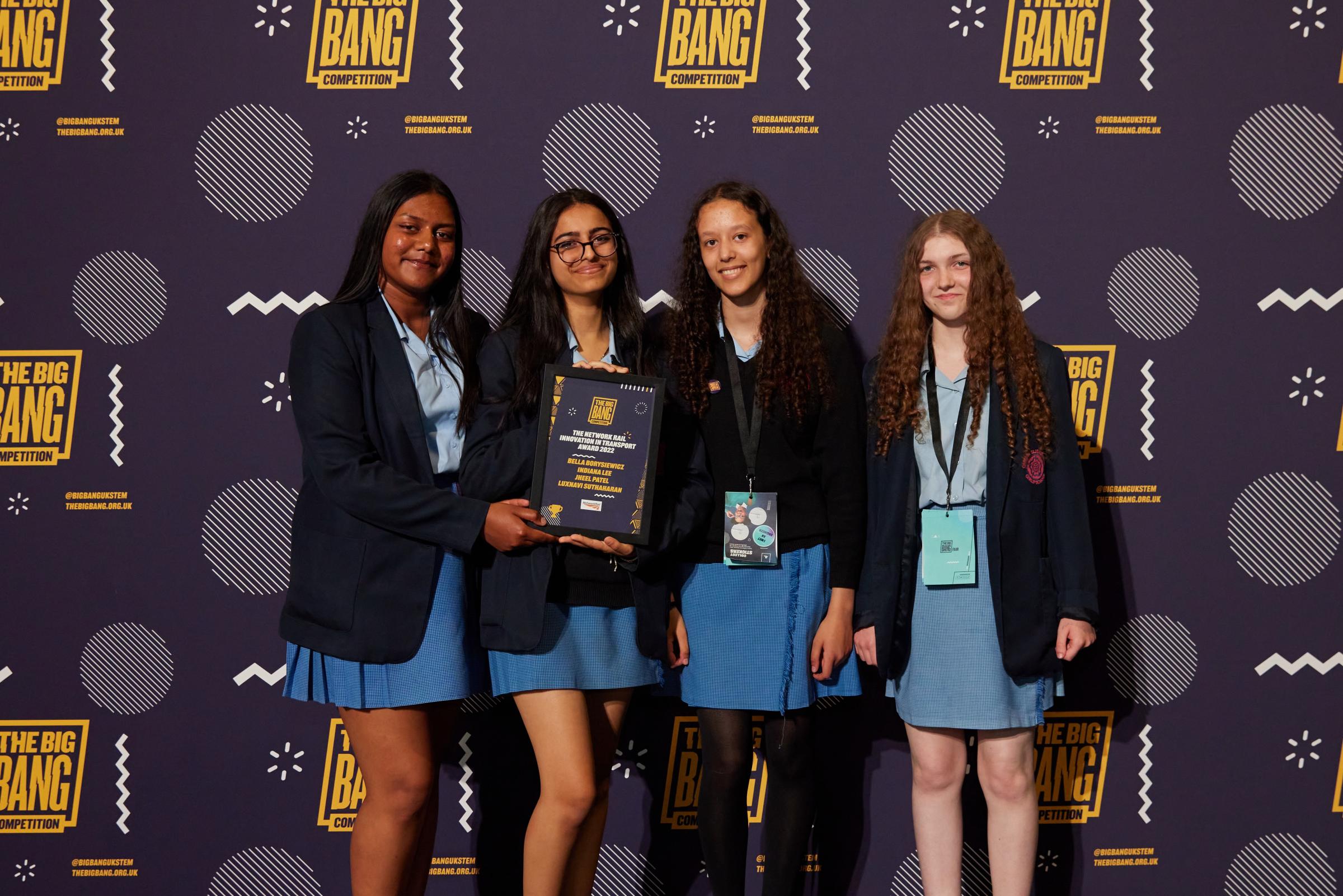 L’école de filles Queen Elizabeth remporte le prix Big Bang STEM