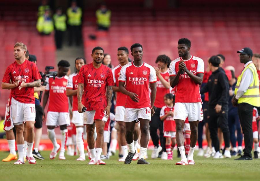 Arsenal krönt seine brillante Saison im jubelnden Emirates mit Stil