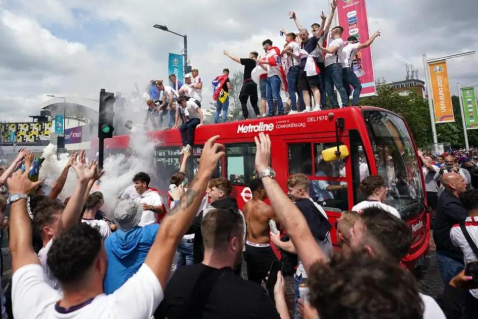 The Final: Attack on Wembley de Netflix fait revivre les émeutes de l’Euro