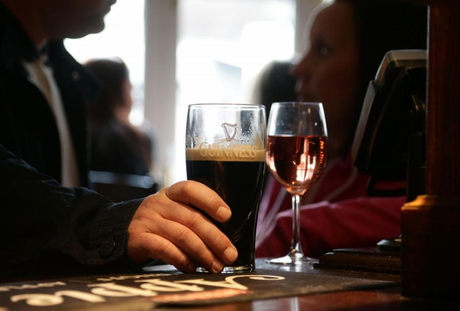 Euro 2024: Pubs öffnen bis 1 Uhr morgens, wenn England oder Schottland weiterkommen