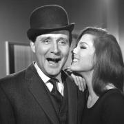 The chemistry between Patrick Macnee and Diana Rigg is clear