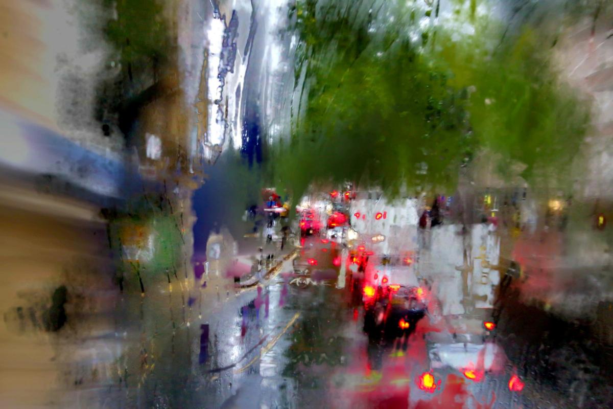 Michael Lee's photograph London’s Pouring V